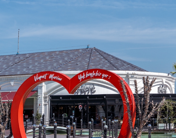 Viaport Marina Instagram